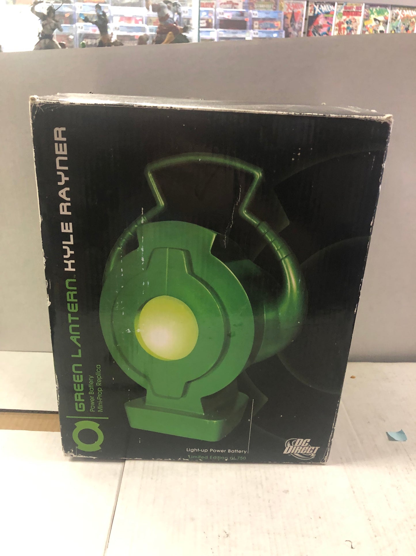 DC DIRECT GREEN LANTERN KYLE RAYNER LIGHT UP POWER BATTERY LIMITED EDITION 496/750 COMES WITH BOX