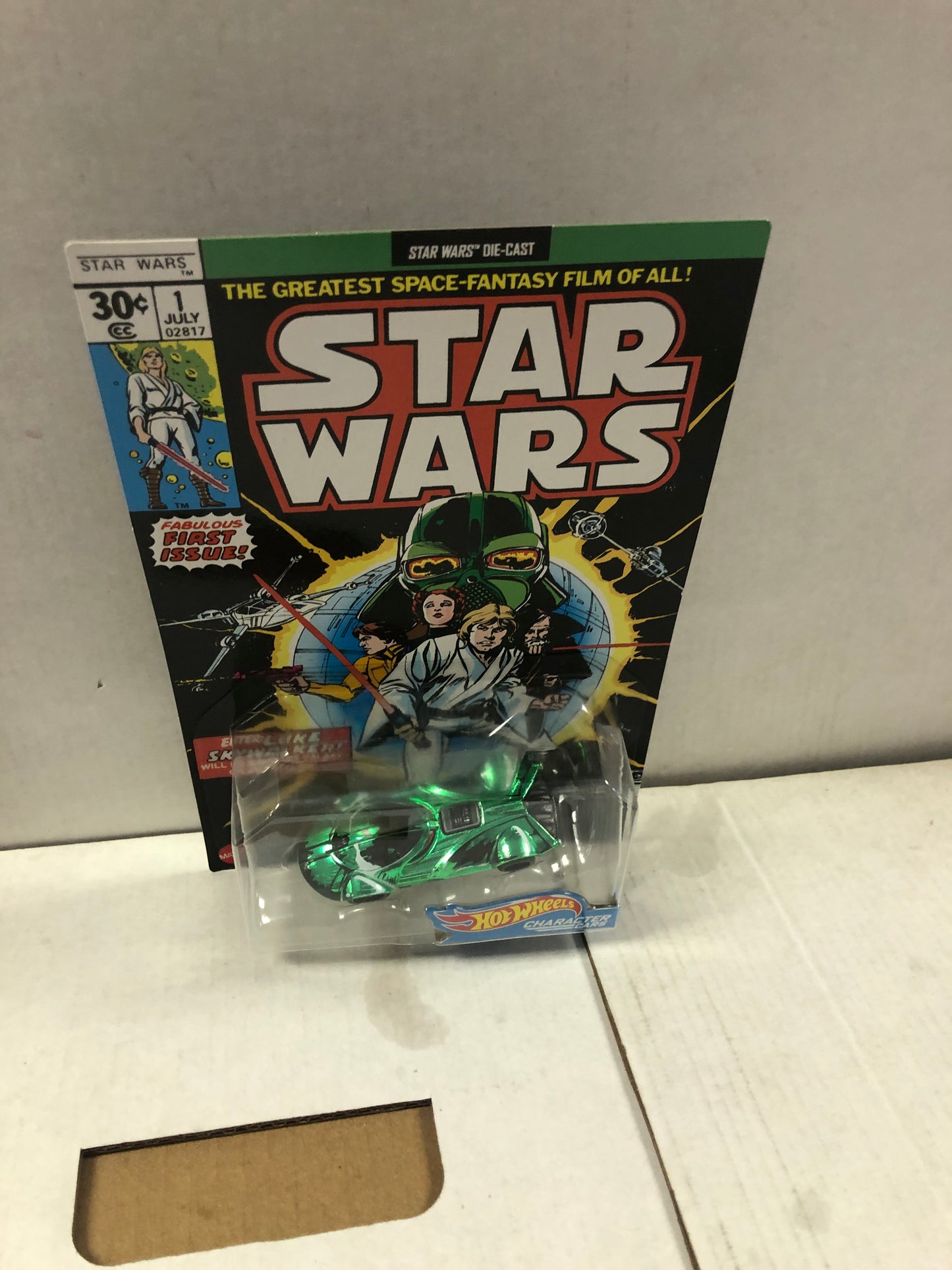 HOT WHEELS STAR WARS CHARACTER CAR