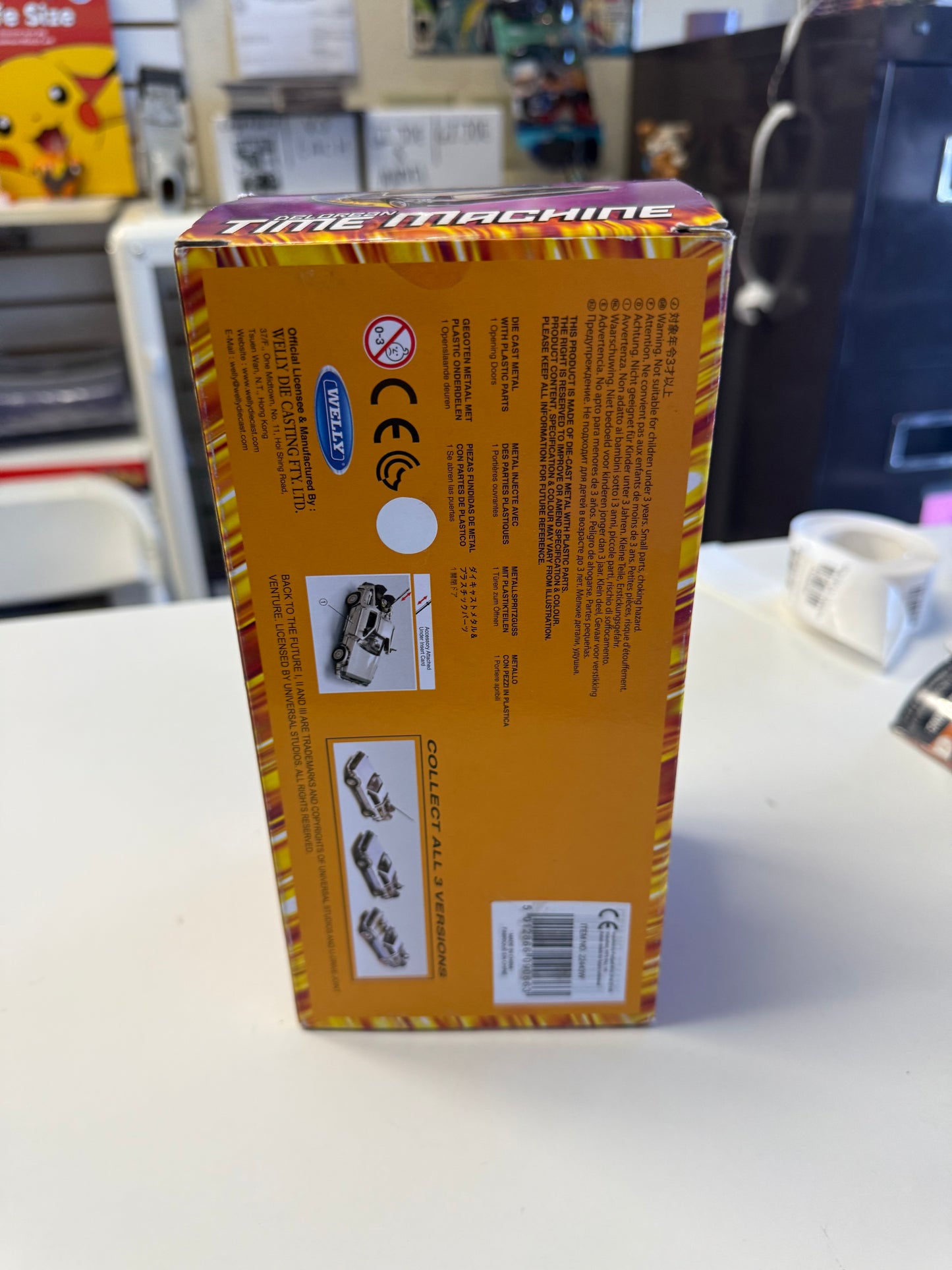WELLY 1:24 BACK TO THE FUTURE DELOREAN TIME MACHINE ORIGINAL CAR. Mcfly NIB