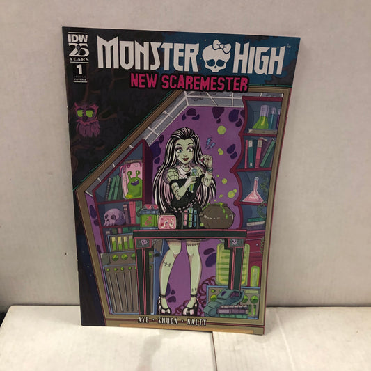 IDW PUBLISHING MONSTER HIGH NEW SCAREMESTER 1