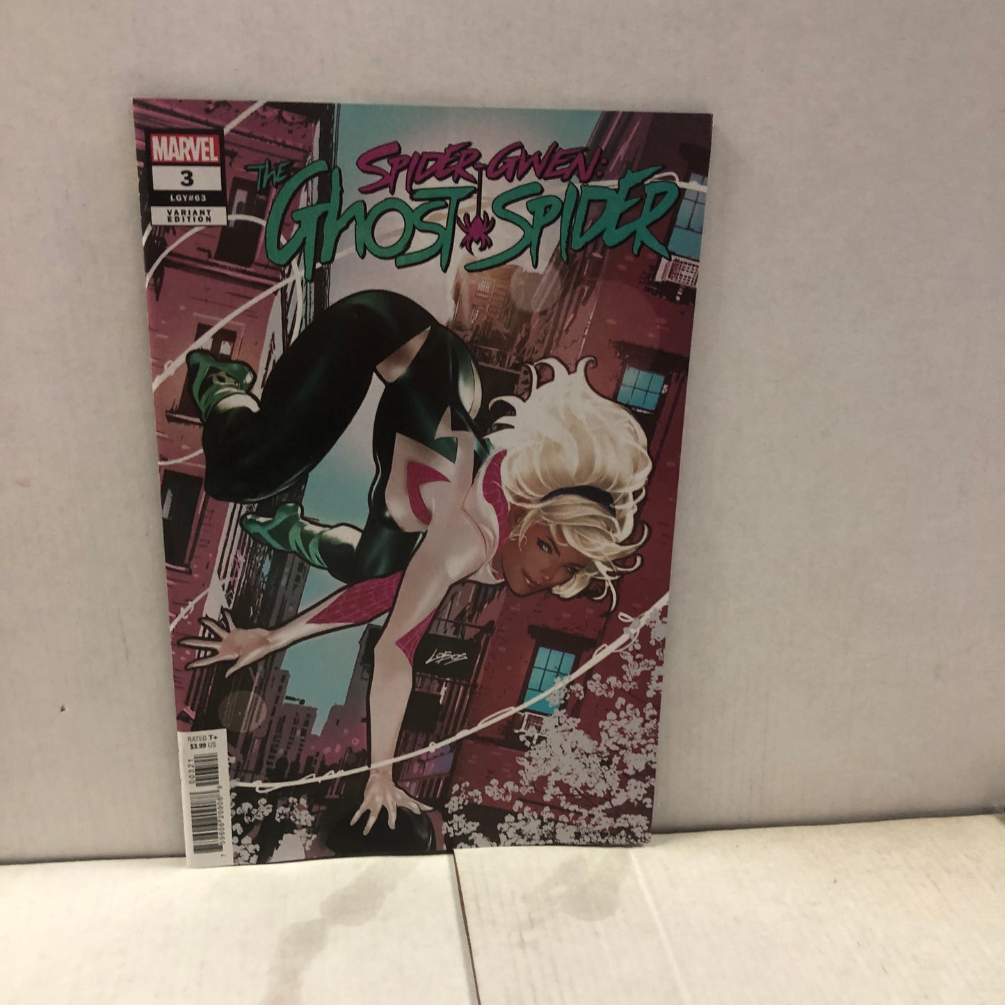 MARVEL COMICS SPIDER-GWEN GHOST SPIDER 3 VARIANT