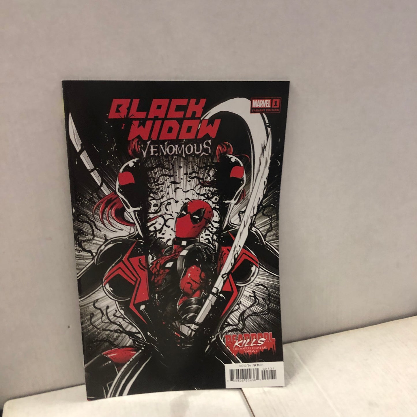 MARVEL COMICS BLACK WIDOW VENOMOUS 1 VARIANT