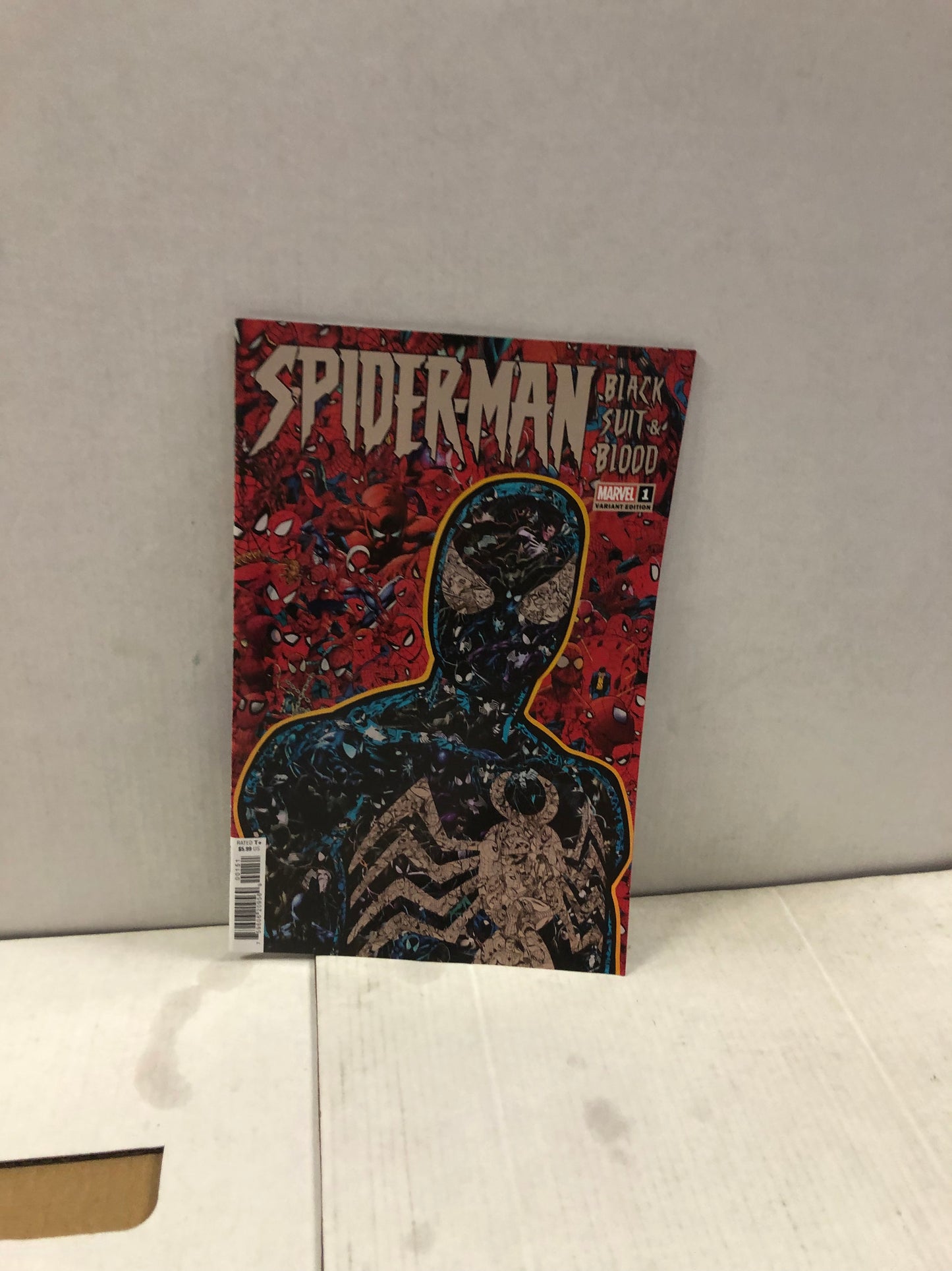 MARVEL COMICS SPIDER-MAN BLACK SUIT AND BLOOD 1 VARIANT