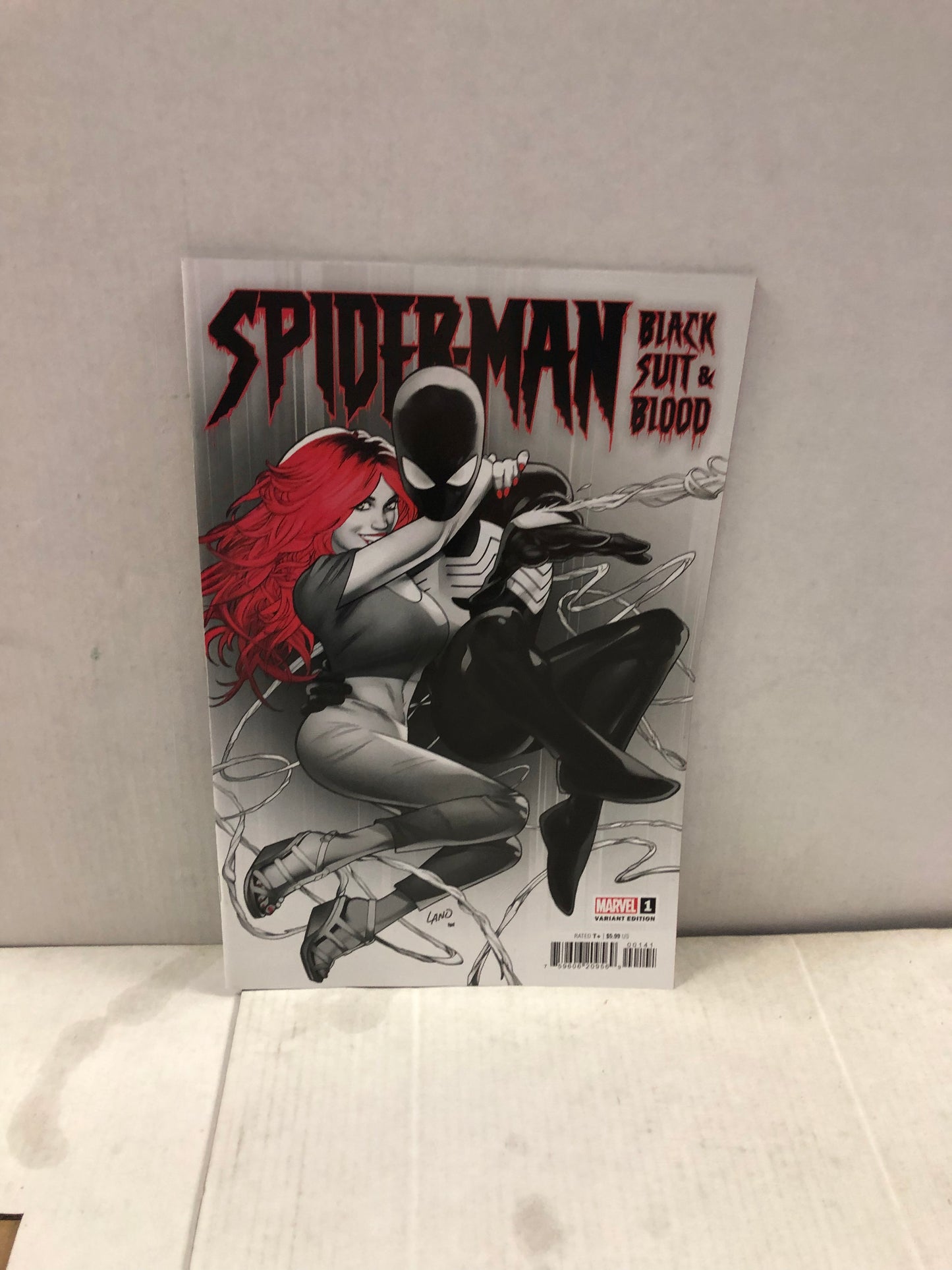 MARVEL COMICS SPIDER-MAN BLACK SUIT AND BLOOD 1 VARIANT