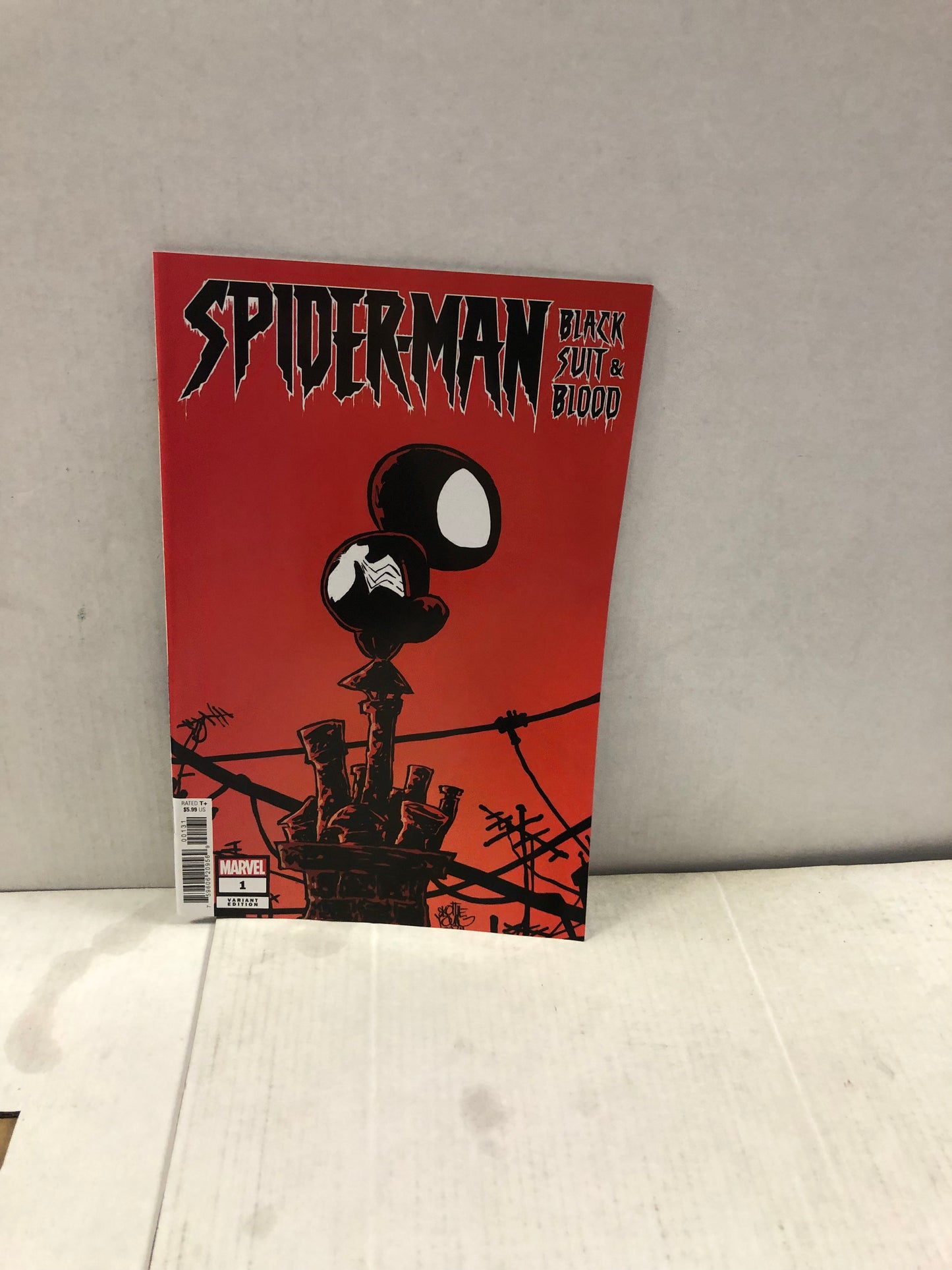 MARVEL COMICS SPIDER-MAN BLACK SUIT AND BLOOD 1 VARIANT