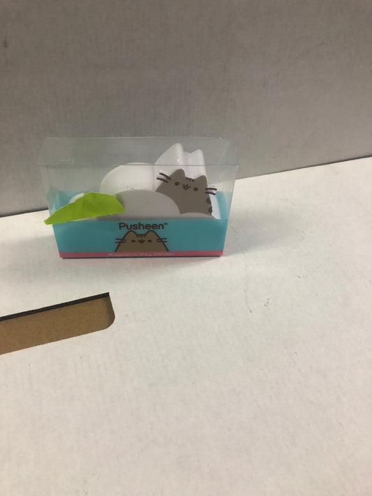 PUSHEEN MAGNETIC KEY HOLDER