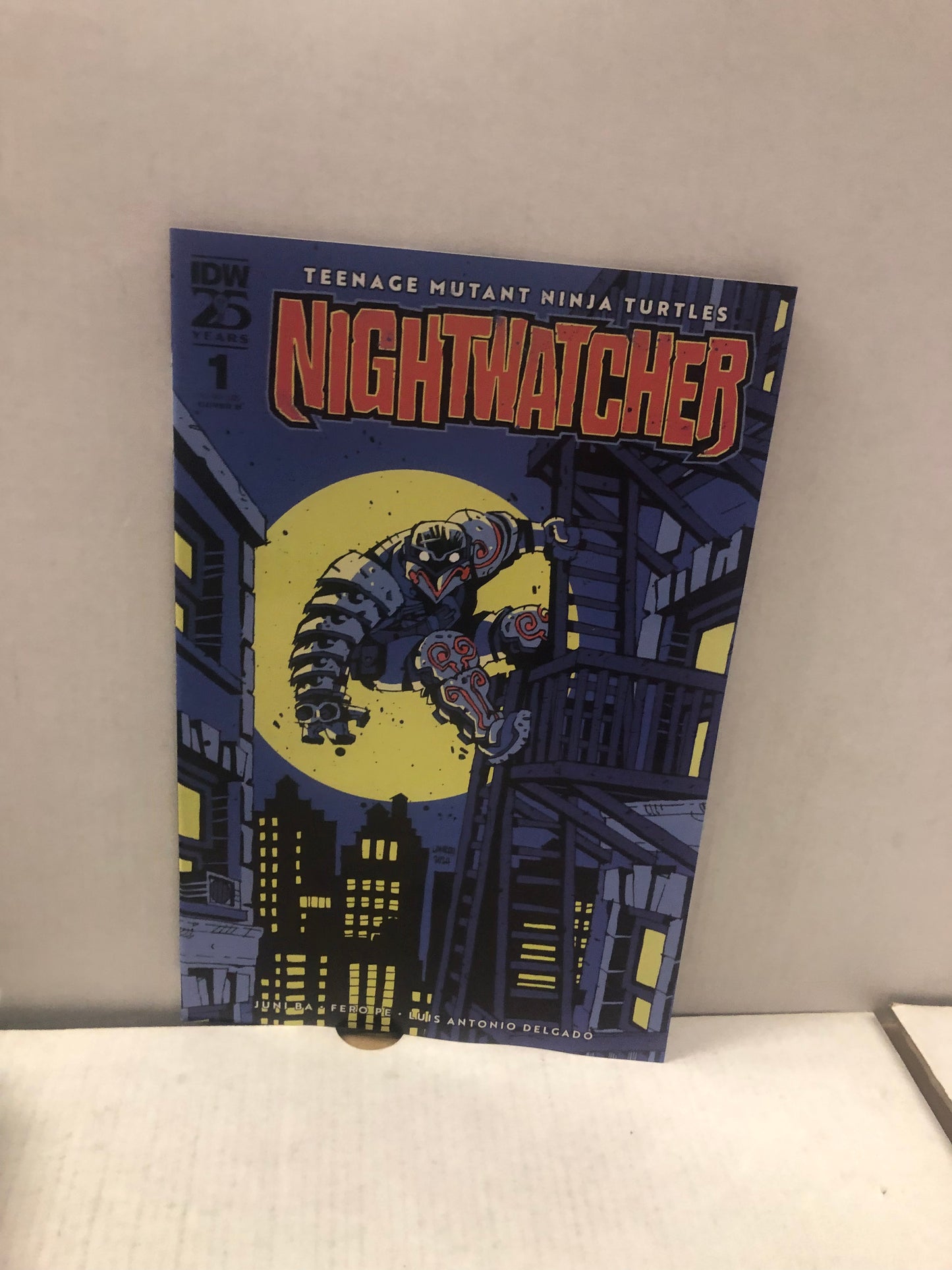 IDW PUBLISHING NIGHTWATCHER 1