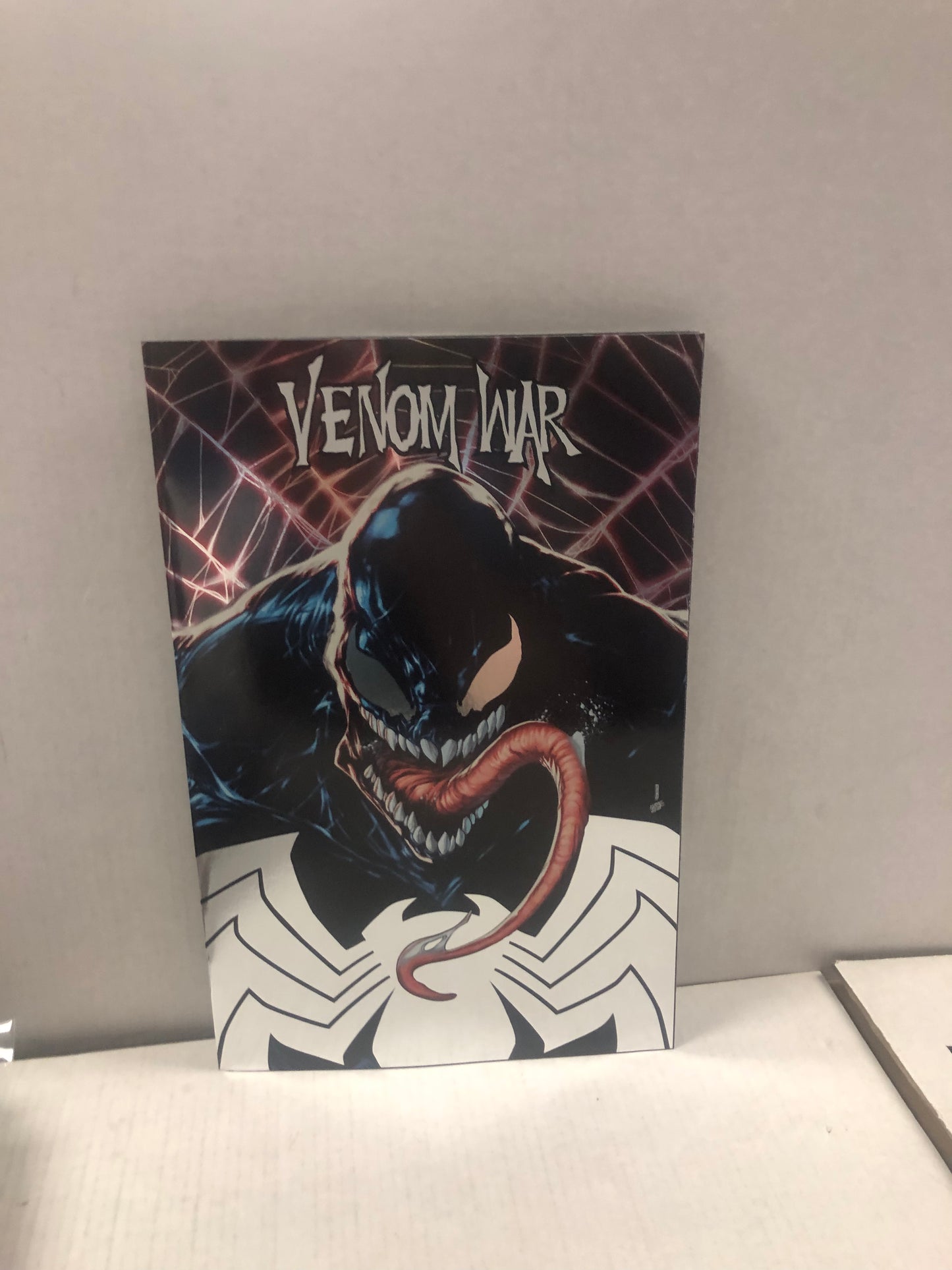 MARVEL COMICS VENOM WAR 1 VARIANT