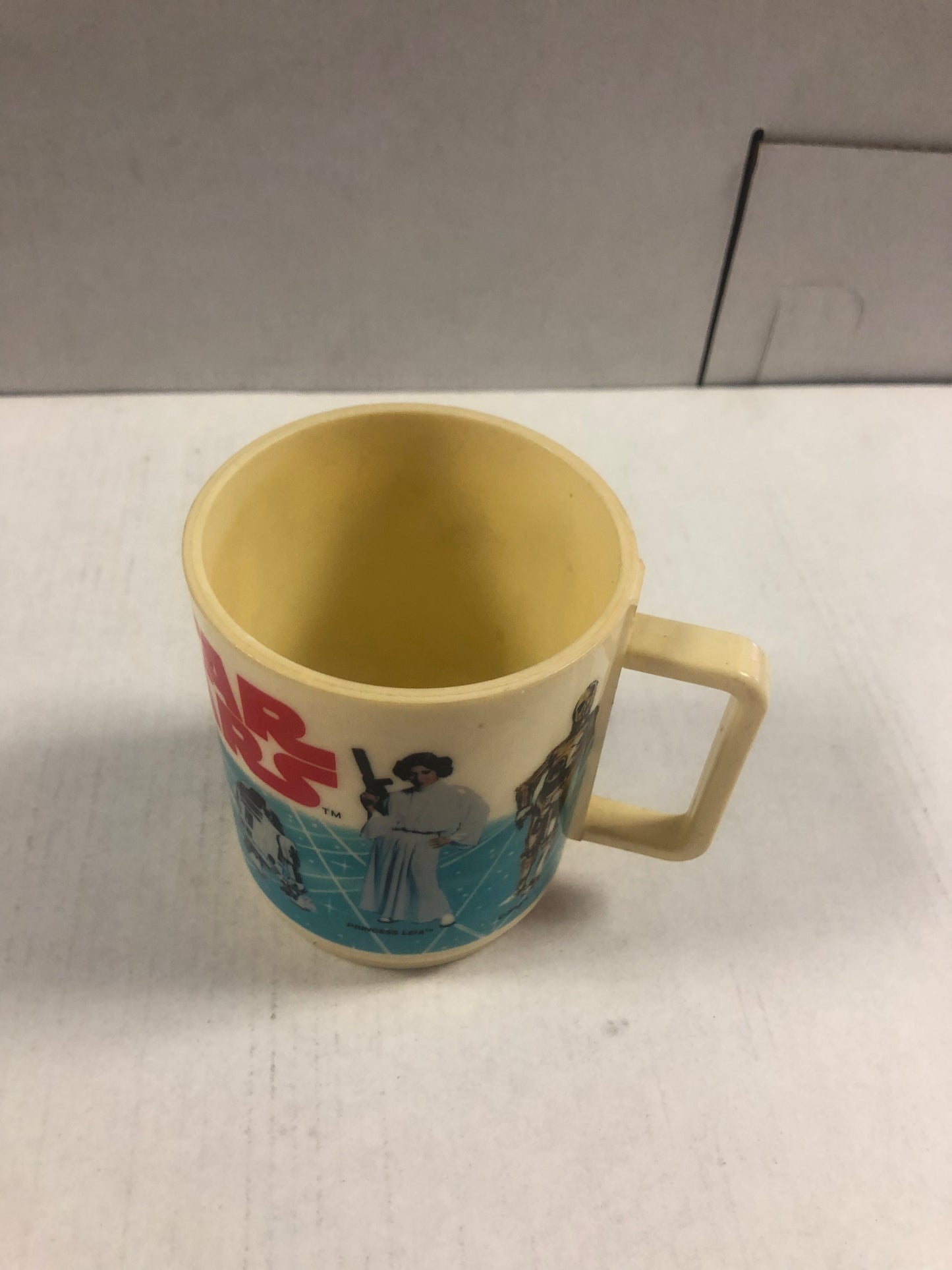 1977 PLASTIC STAR WARS CUP GOOD CONDITION