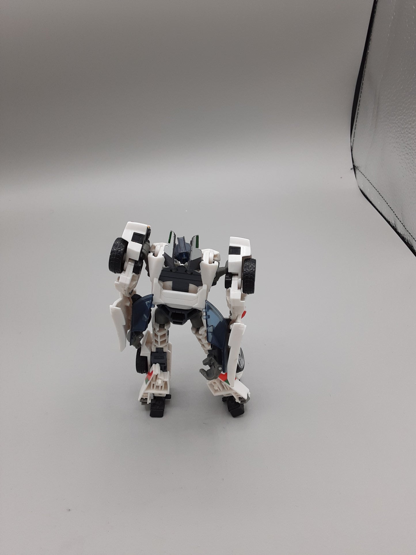 TRANSFORMERS PRIME ROBOT WHEELJACK LOOSE WITHOUT PACKAGING